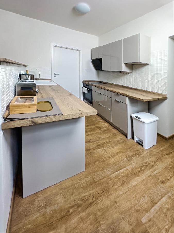 Gallery Apartments ليبيريتش المظهر الخارجي الصورة